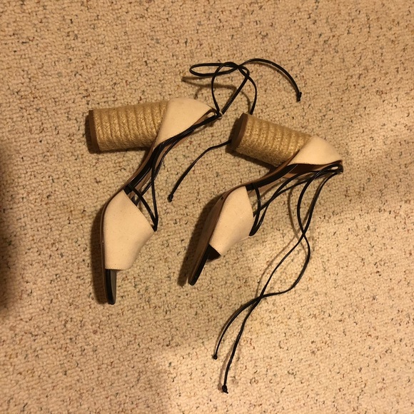 Jcrew Stella heels in canvas with leather tie straps - Picture 4 of 4